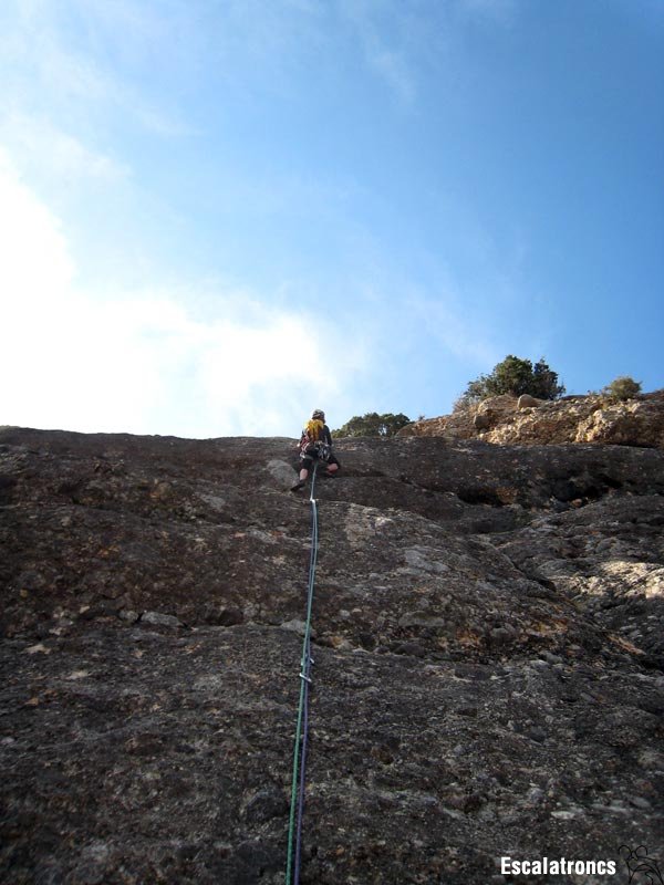 Na Paula encarant el darrer pas de la via